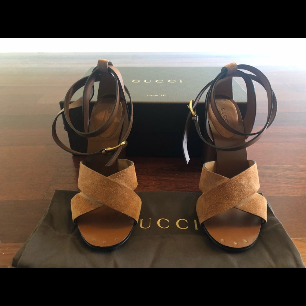 Gucci Leather Maori Lifford 37.5